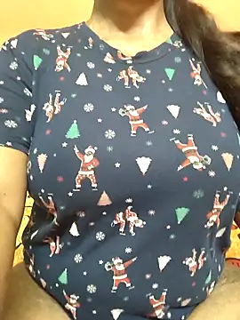 CUTE SOPHIA- online show from March 29, 9:05 pm