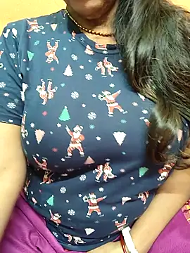 CUTE SOPHIA- online show from January 7, 12:59 am