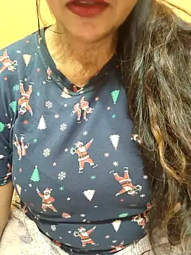 CUTE SOPHIA- online show from March 7, 2:29 am