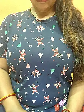 CUTE SOPHIA- online show from March 19, 2:00 am