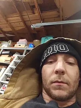 Snapshot of Richgangg chatting on November 18, 6:50 am Richgangg online show from November 18, 6:50 am