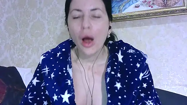 StunnigArt online show from February 7, 2:30 am