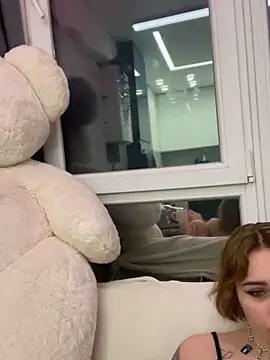 GroteskJane online show from February 14, 3:45 pm