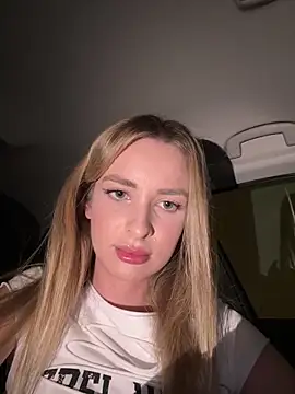 EvieEvans online show from January 16, 9:30 pm