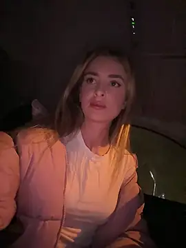 EvieEvans online show from January 17, 8:33 pm