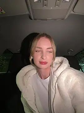 EvieEvans online show from March 2, 7:19 pm