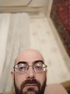 ArsenSavas online show from April 12, 8:01 pm