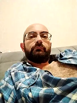 Snapshot of ArsenSavas chatting on November 11, 6:25 pm ArsenSavas online show from November 11, 6:25 pm