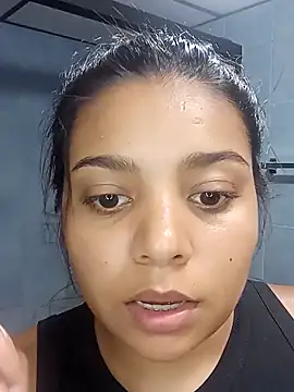 stefanie010 online show from May 15, 4:38 pm