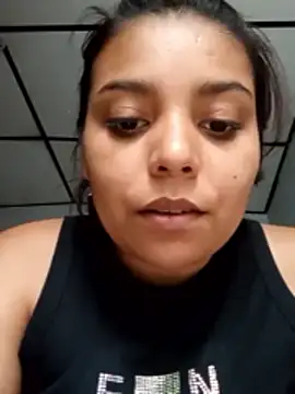 Snapshot of stefanie010 chatting on December 23, 3:33 pm stefanie010 online show from December 23, 3:33 pm