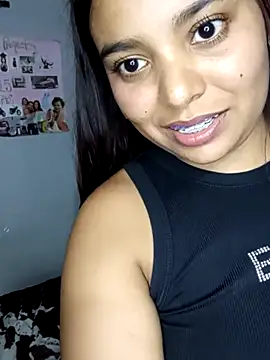 Snapshot of stefanie010 chatting on November 16, 3:44 am stefanie010 online show from November 16, 3:44 am