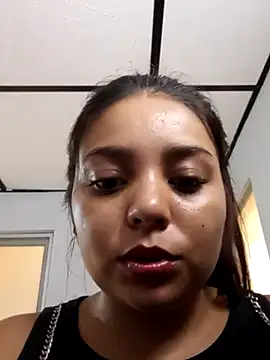 stefanie010 online show from March 3, 5:09 pm