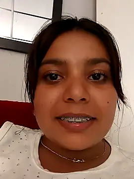 Snapshot of stefanie010 chatting on January 21, 6:12 pm stefanie010 online show from January 21, 6:12 pm