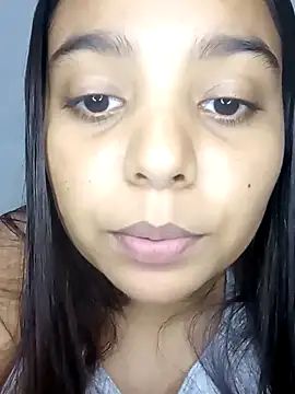 stefanie010 online show from May 11, 6:49 pm