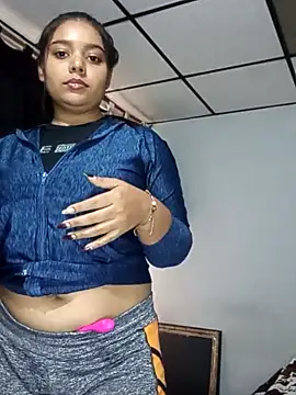 Snapshot of stefanie010 chatting on November 14, 6:55 pm stefanie010 online show from November 14, 6:55 pm