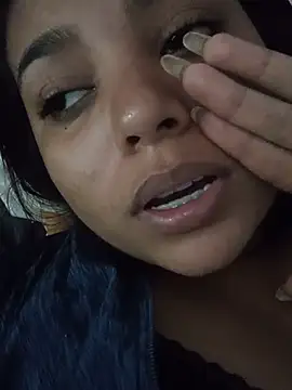 stefanie010 online show from May 17, 3:01 pm