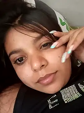 Snapshot of stefanie010 chatting on January 17, 9:28 pm stefanie010 online show from January 17, 9:28 pm