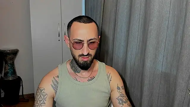 Baddfuckerr online show from January 20, 2:57 pm