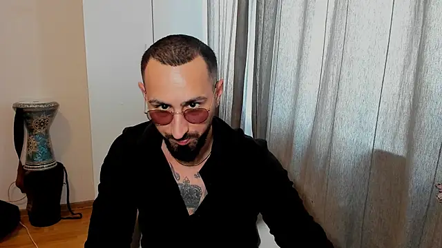 Baddfuckerr online show from January 20, 8:52 am