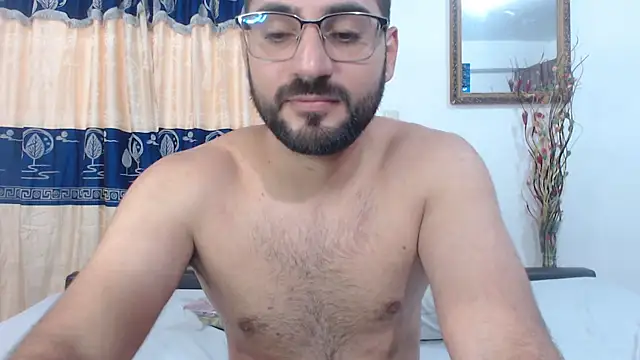 Snapshot of _Araboys_ chatting on May 16, 9:14 pm Araboys online show from May 16, 9:14 pm