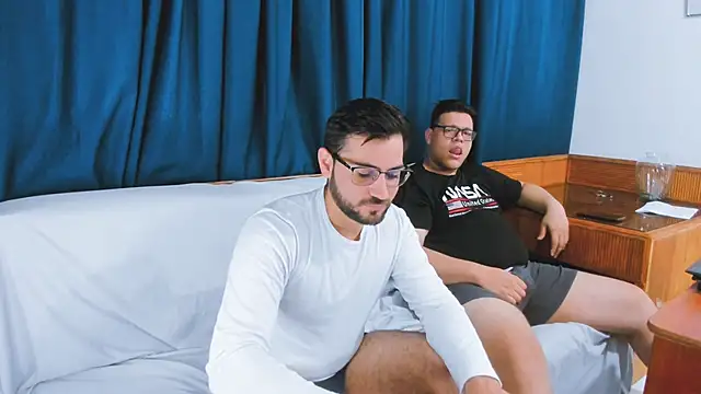  Araboys  online show from November 29, 4:12 am