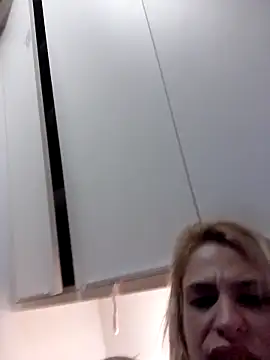 garotasexual online show from June 22, 8:33 am