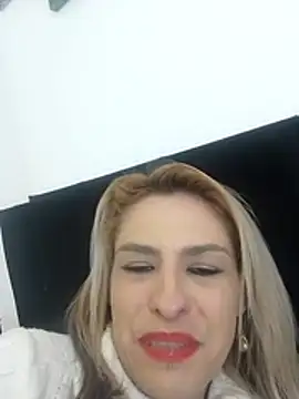 garotasexual online show from July 9, 12:48 pm