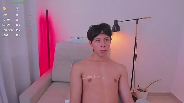 kim lian21 online show from April 12, 7:50 pm