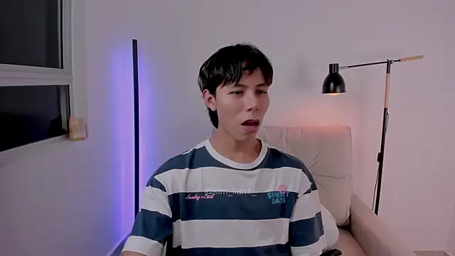 kim lian21 online show from February 17, 6:33 am