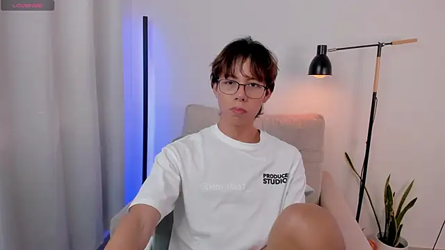 kim lian21 online show from November 3, 12:53 pm