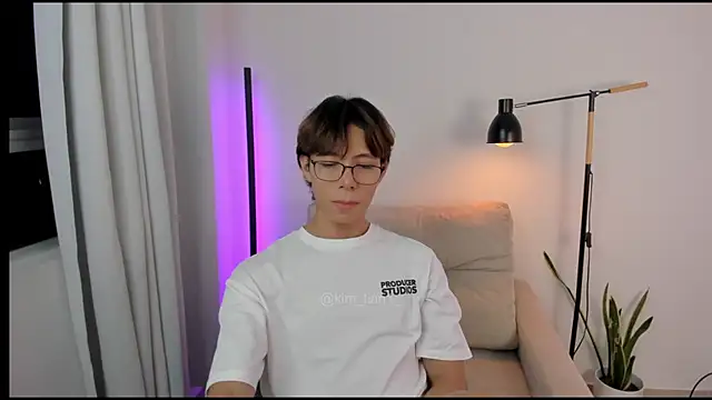 kim lian21 online show from November 6, 3:54 am