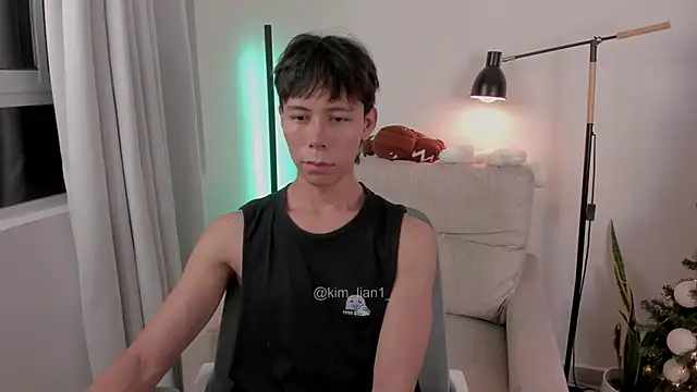 kim lian21 online show from December 14, 10:43 am