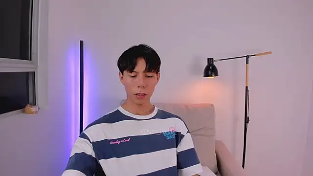 kim lian21 online show from February 24, 10:38 am