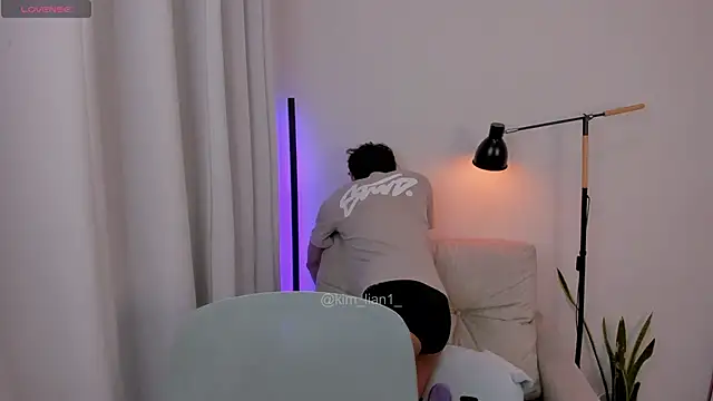 kim lian21 online show from October 3, 11:01 am