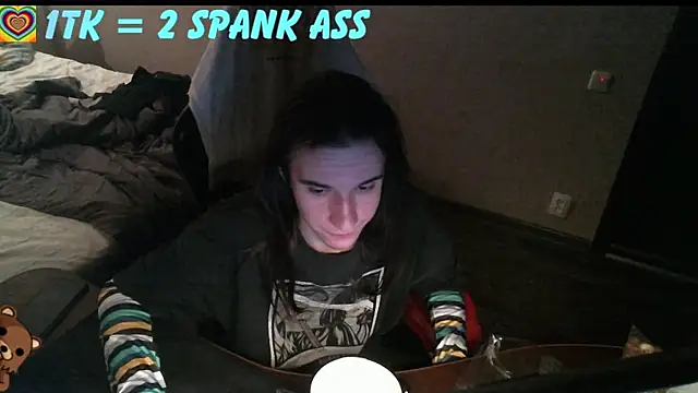 Snapshot of izilizi_23 chatting on September 29, 5:07 pm izilizi 23 online show from September 29, 5:07 pm