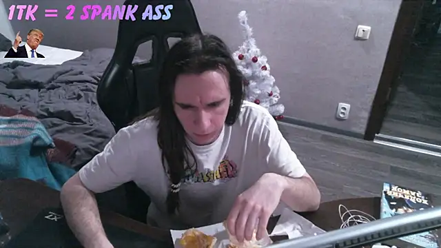 izilizi 23 online show from February 26, 7:03 pm