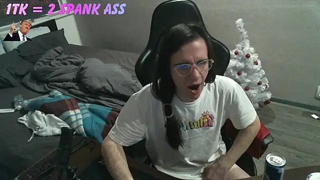 izilizi 23 online show from February 5, 3:19 pm