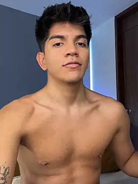 santiago 01 online show from August 2, 8:39 pm