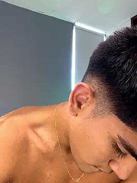 santiago 01 online show from January 14, 7:28 pm