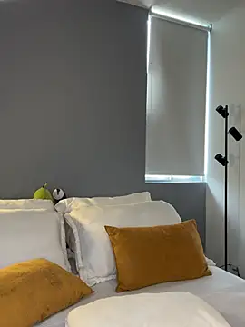 santiago 01 online show from March 25, 10:08 pm