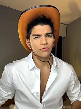 santiago 01 online show from November 1, 12:28 am