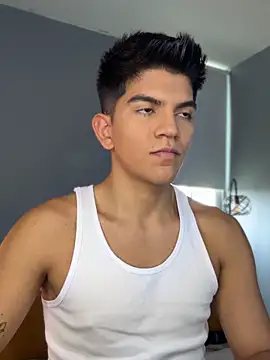 santiago 01 online show from September 28, 8:38 pm