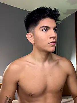 santiago 01 online show from November 11, 11:53 pm