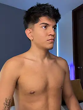 santiago 01 online show from July 27, 8:16 pm