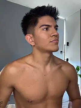 santiago 01 online show from December 22, 6:41 pm