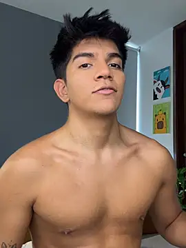 santiago 01 online show from May 26, 8:51 pm