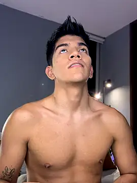 santiago 01 online show from November 5, 12:03 am