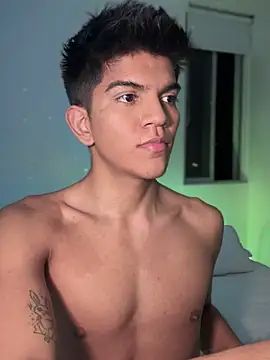santiago 01 online show from February 7, 4:59 am