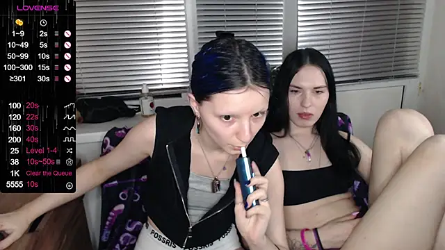 sky9669 online show from March 11, 4:40 pm