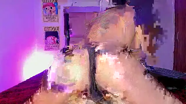 Snapshot of emily_lady20 chatting on October 26, 1:28 am emily lady20 online show from October 26, 1:28 am